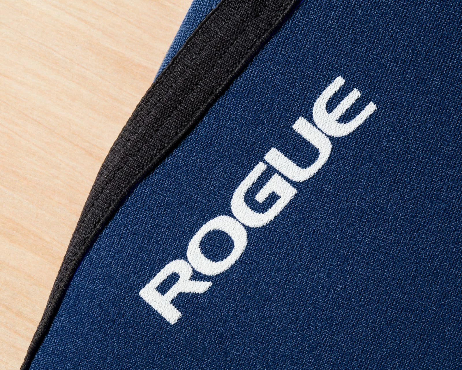 Rogue Fitness Rogue 7MM Knee Sleeve - Pair - Image 2